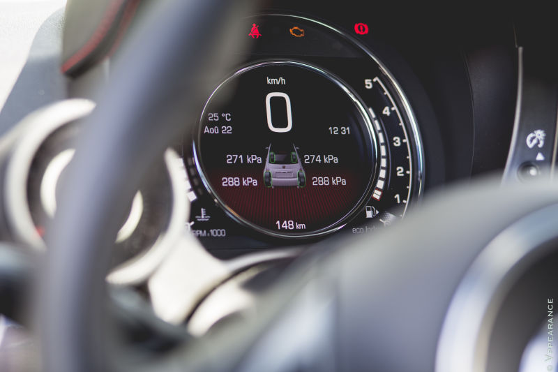 2016 Fiat 500 Abarth Interior