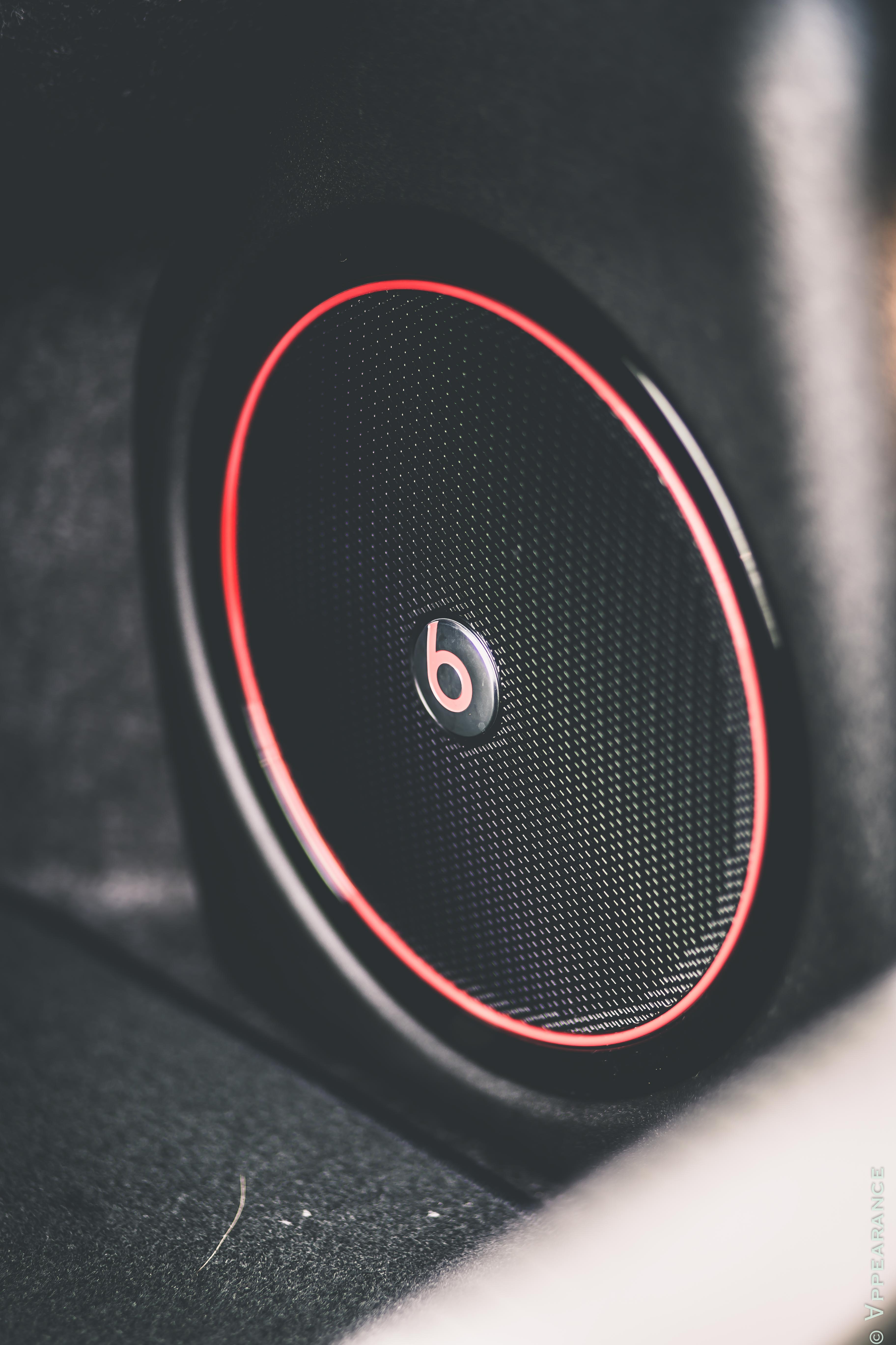 2016 Chrysler 300S Beats by Dr, Dre