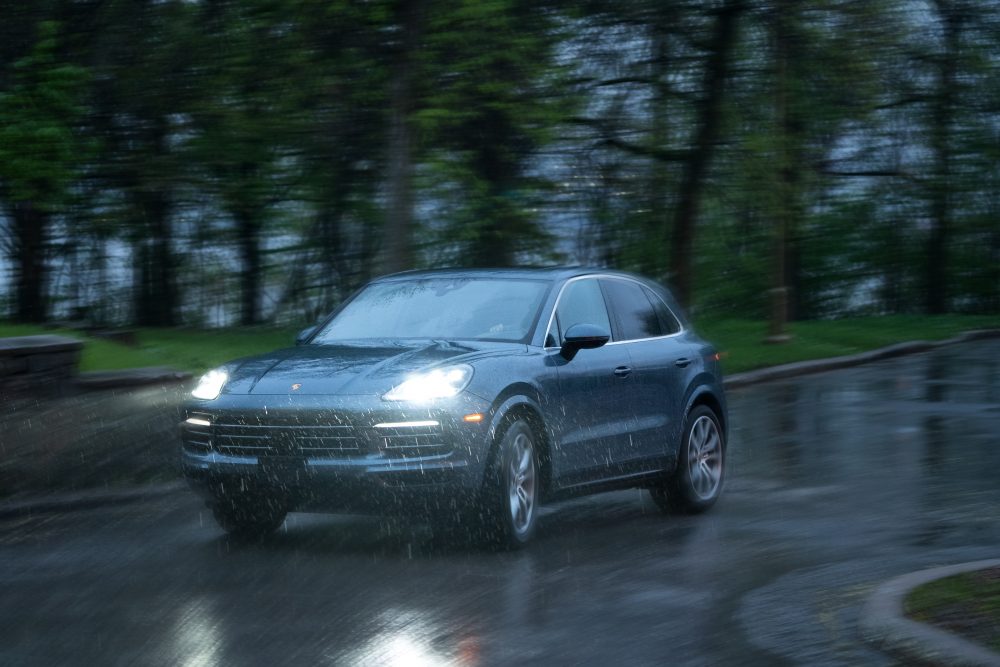 2019_porsche_cayenne_S