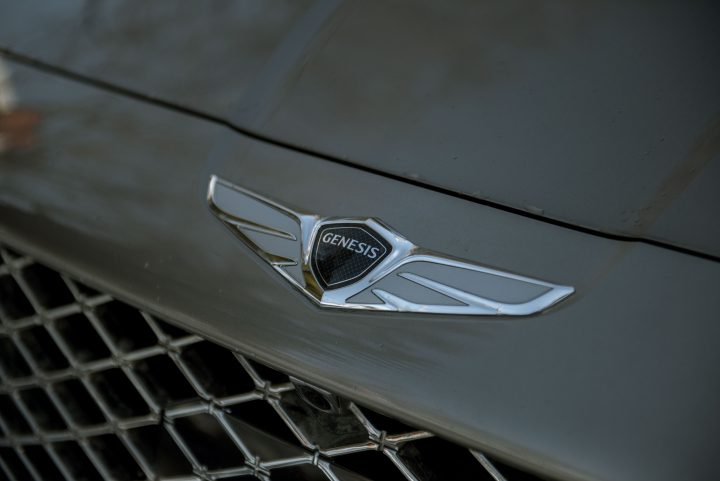 2020 Genesis G90