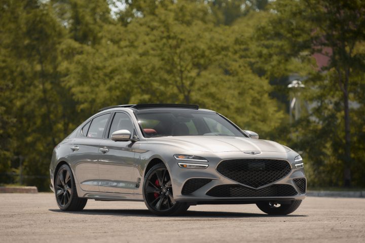 2022 Genesis G70